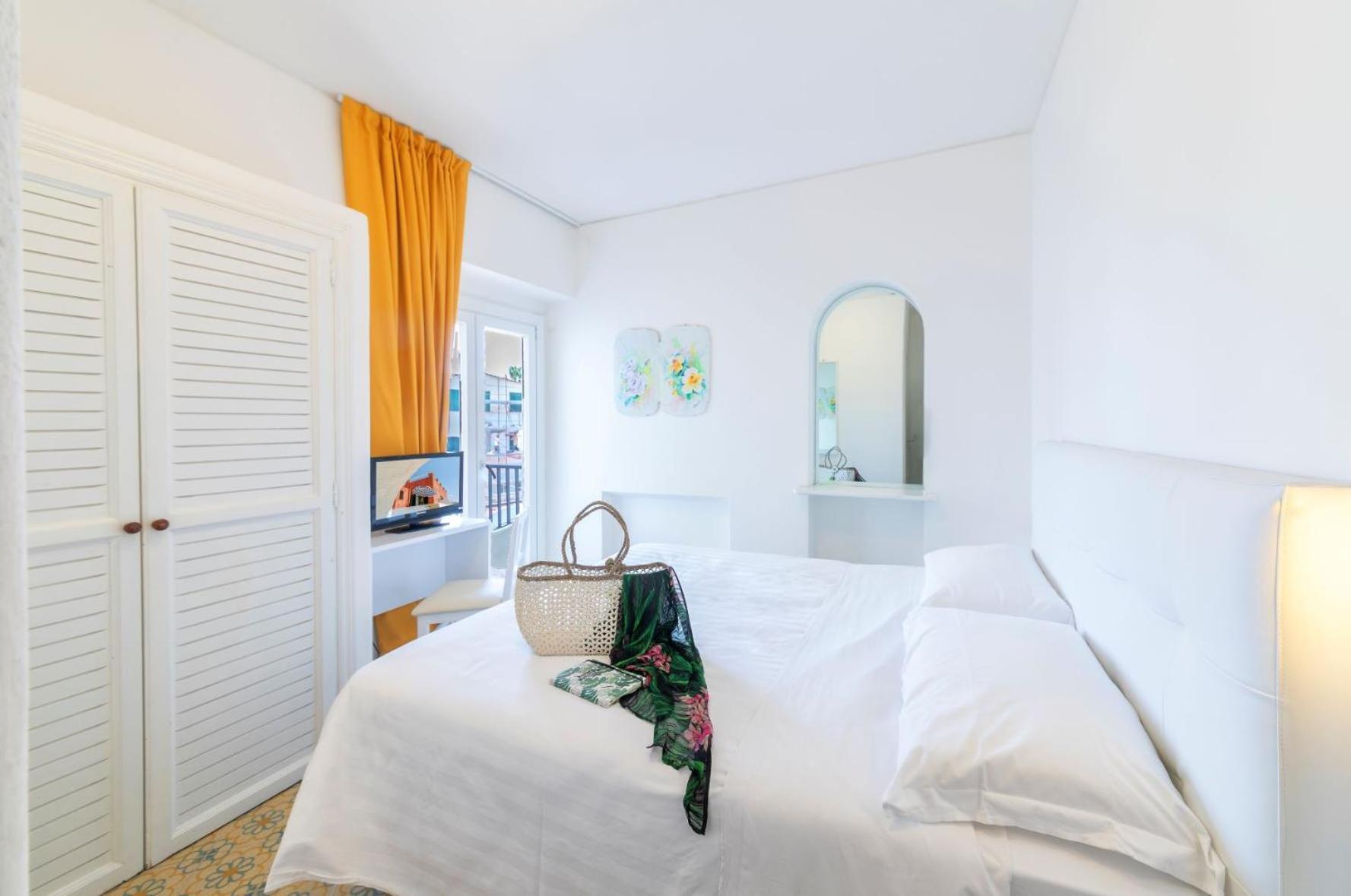 Le Canne Family Resort & Spa Forio  Luaran gambar