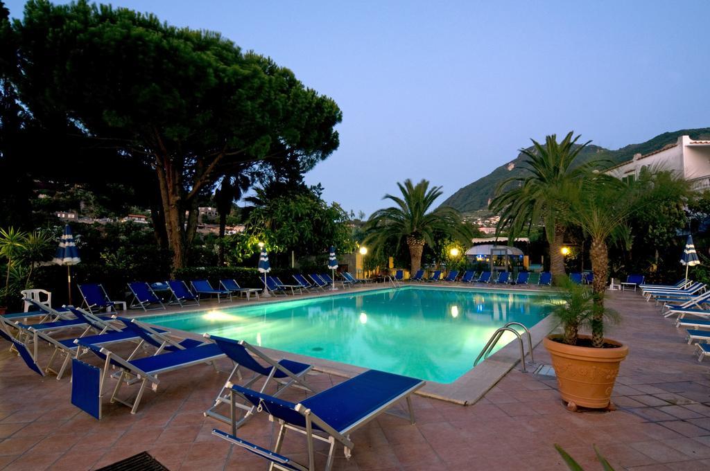 Le Canne Family Resort & Spa Forio  Luaran gambar