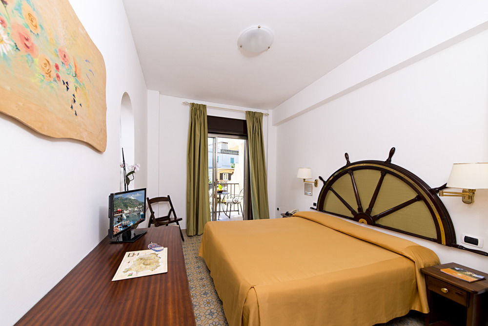Le Canne Family Resort & Spa Forio  Luaran gambar