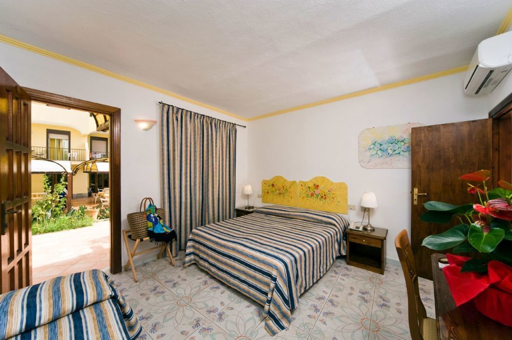 Le Canne Family Resort & Spa Forio  Luaran gambar
